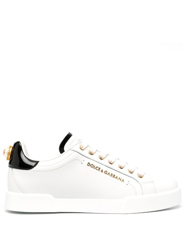 Dolce & Gabbana
logo-embellished low-top sneakers